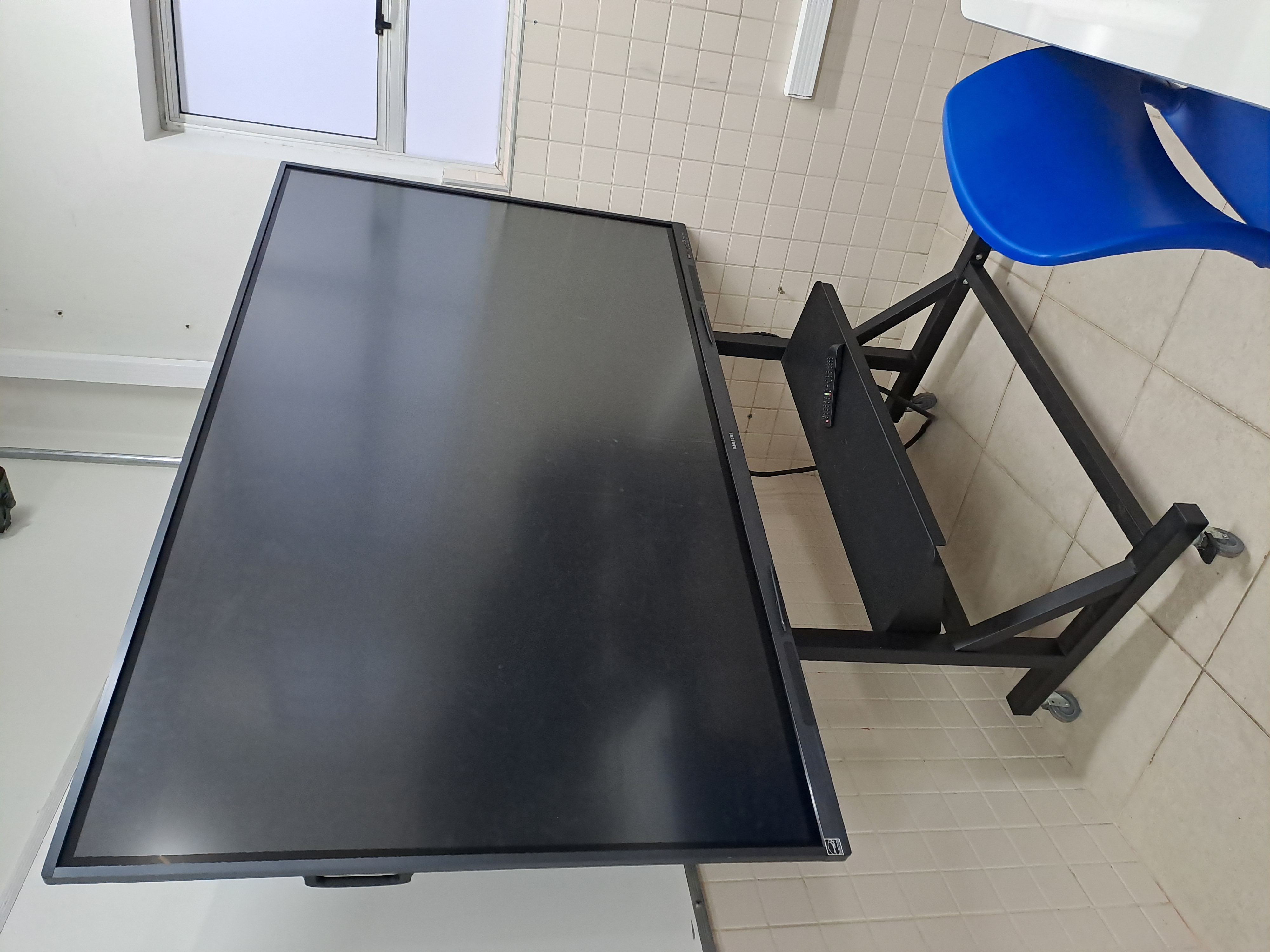 Montagem de televisores